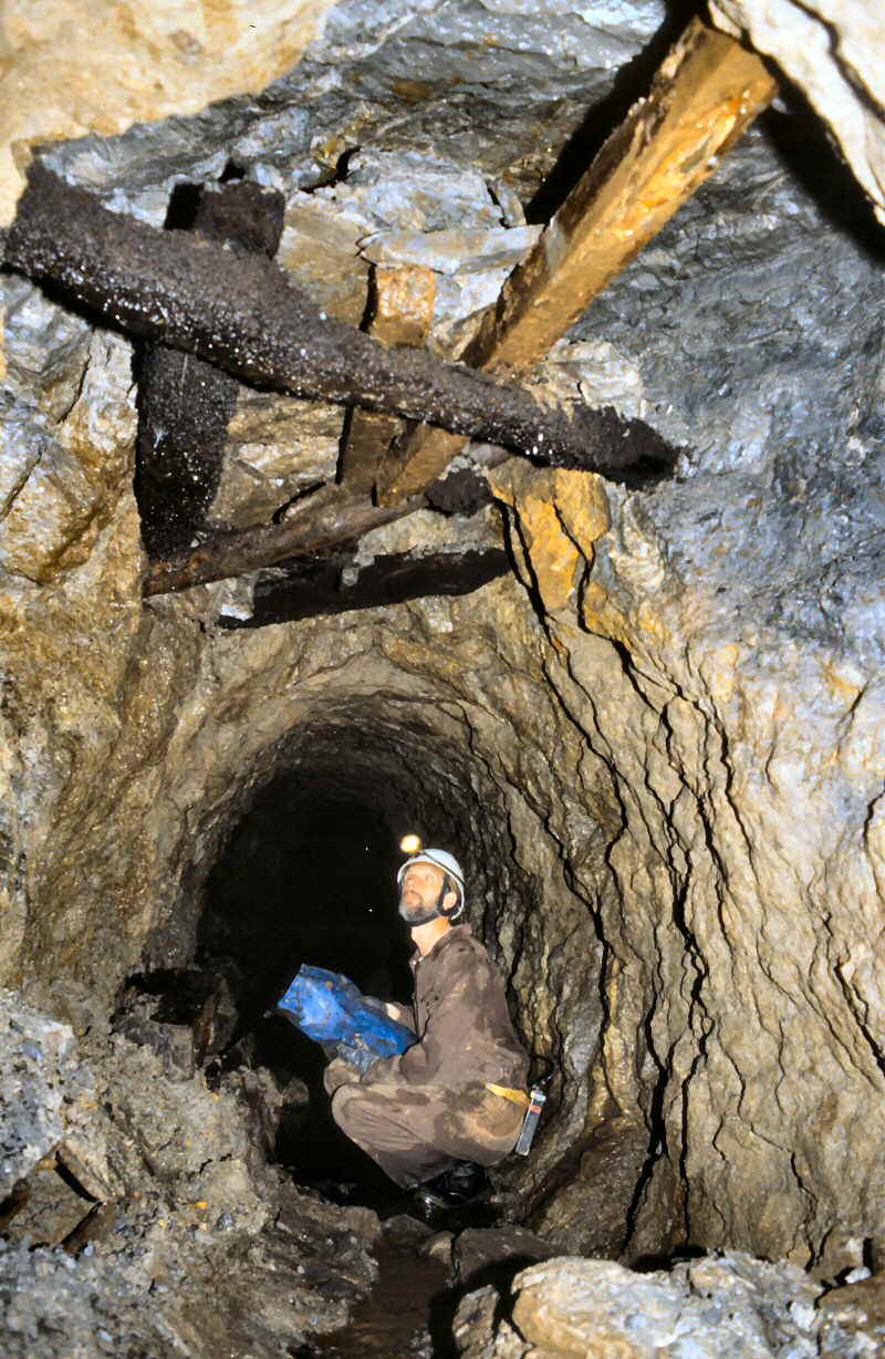 g l y n   i n   g o g a r t h   m i n e   