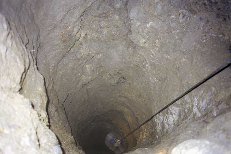 c l i m b i n g   b a c k   u p   s h a f t   