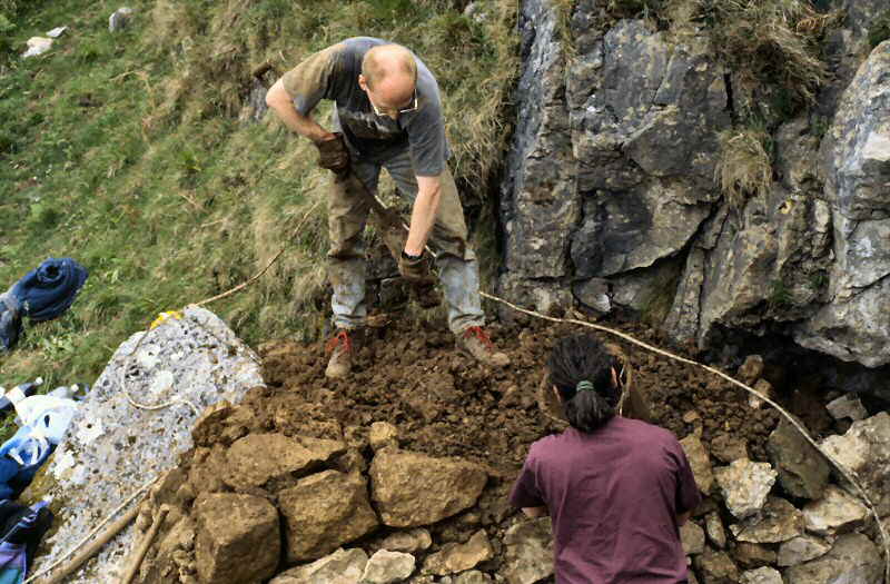 h o i s t i n g   r u b b l e   