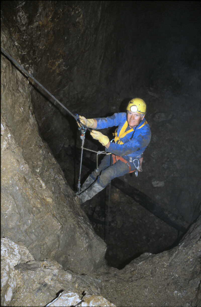 b r i a n   c l i m b i n g   f r o m   o r e   w a g o n   