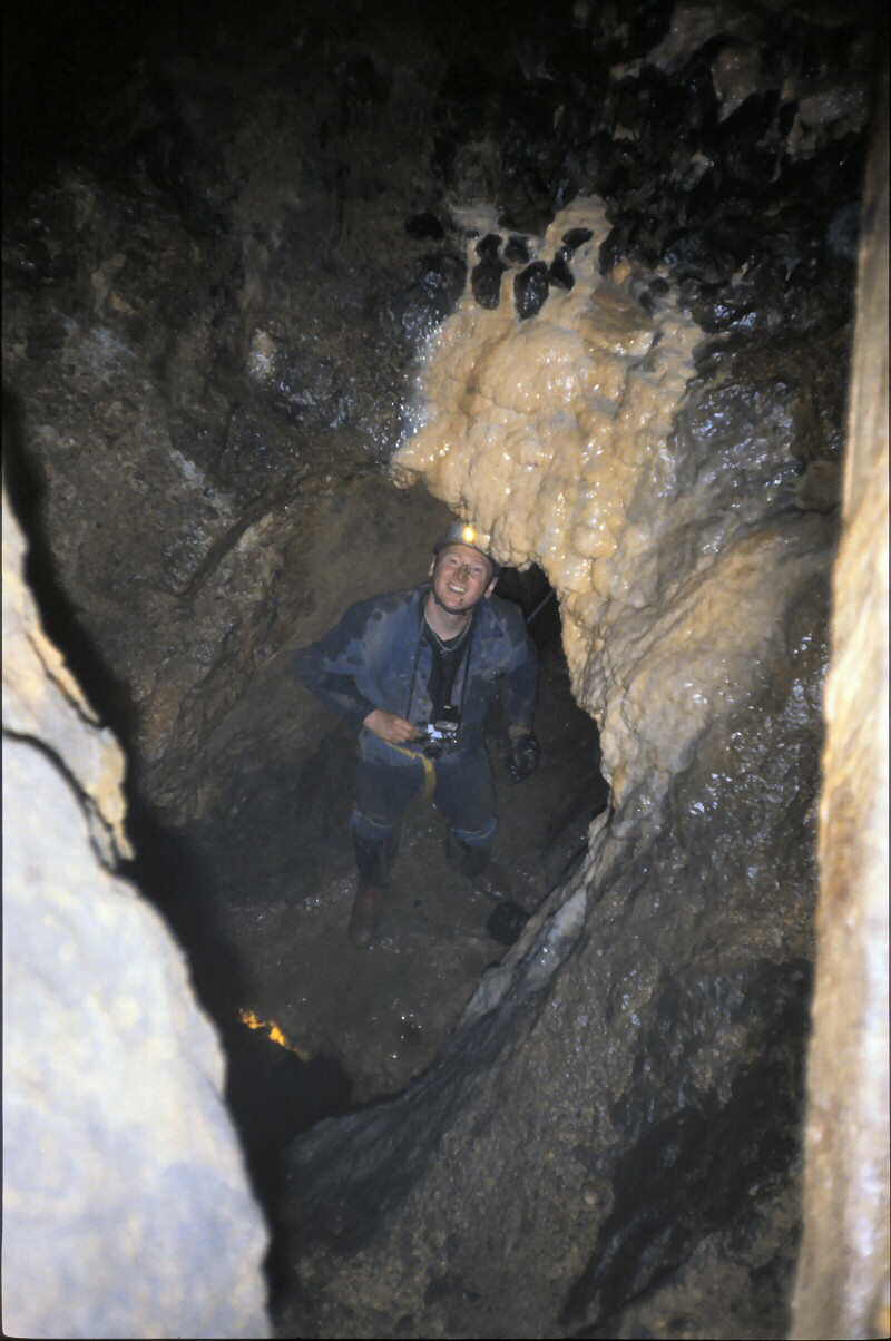m a r k   b e l o w   o n   i c e b r i d g e   