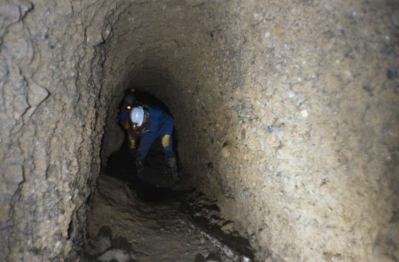 i n   s i d e   p a s s a g e   